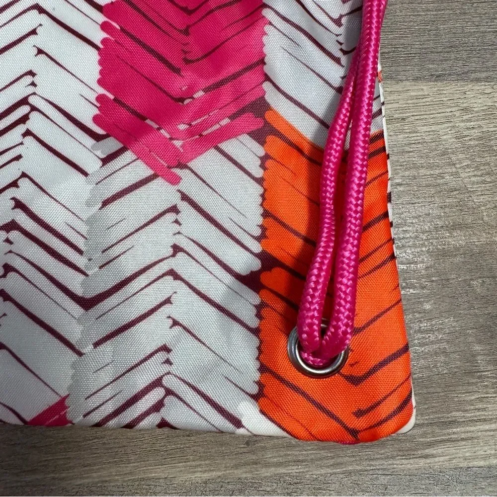 BNWT Thirty One Cinch Sac in Feathered Chevron Drawstring Backpack